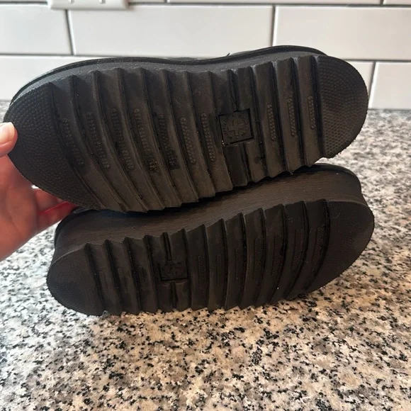 NWOT Womens Dr. Martens Blaire Platform Sandal - Black - Picture 6 of 6